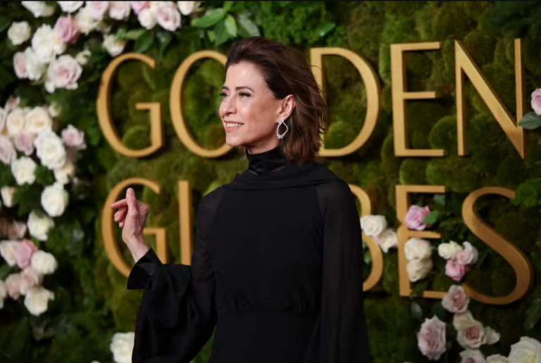 Fernanda Torres na premiação do Globo de Ouro