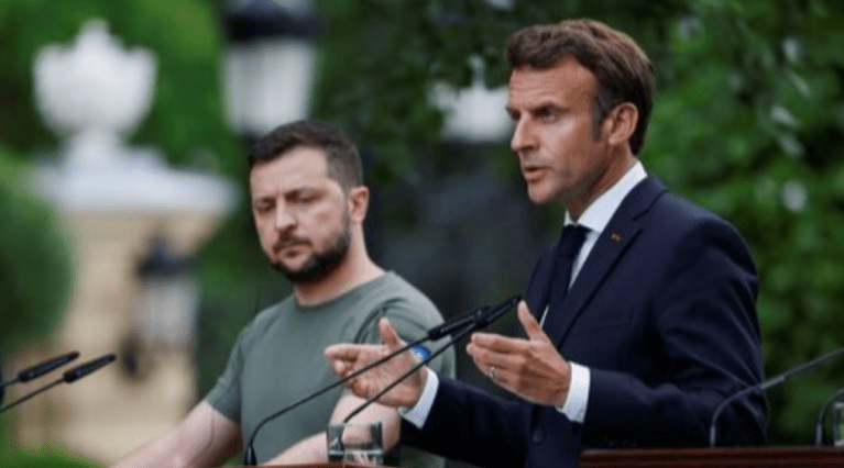 Volodymyr Zelensky e Emmanuel Macron - 16 de junho de 2022