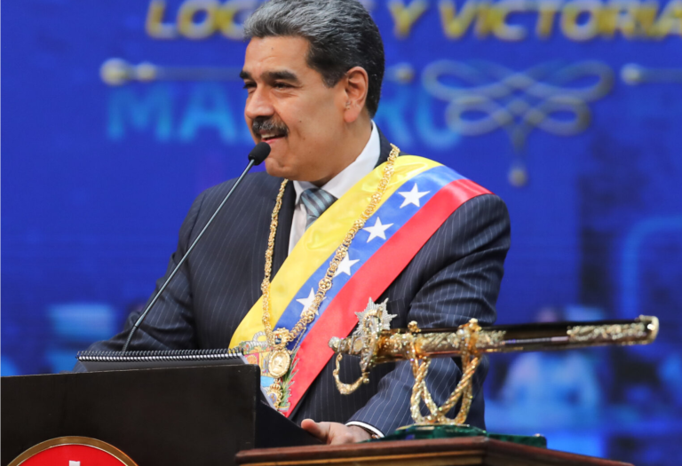 Maduro começa 3º mandato convocando novos processos eleitorais