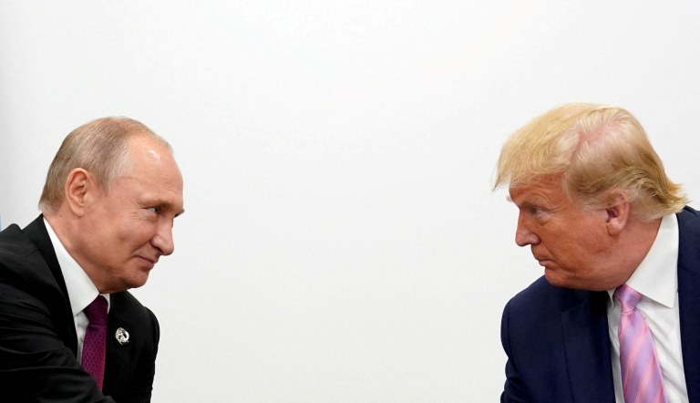 Trump e Putin 
28/06/2019
REUTERS/Kevin Lamarque