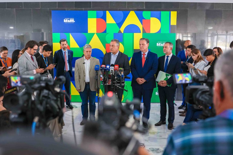Ministros anunciam medidas sobre preços dos alimentos