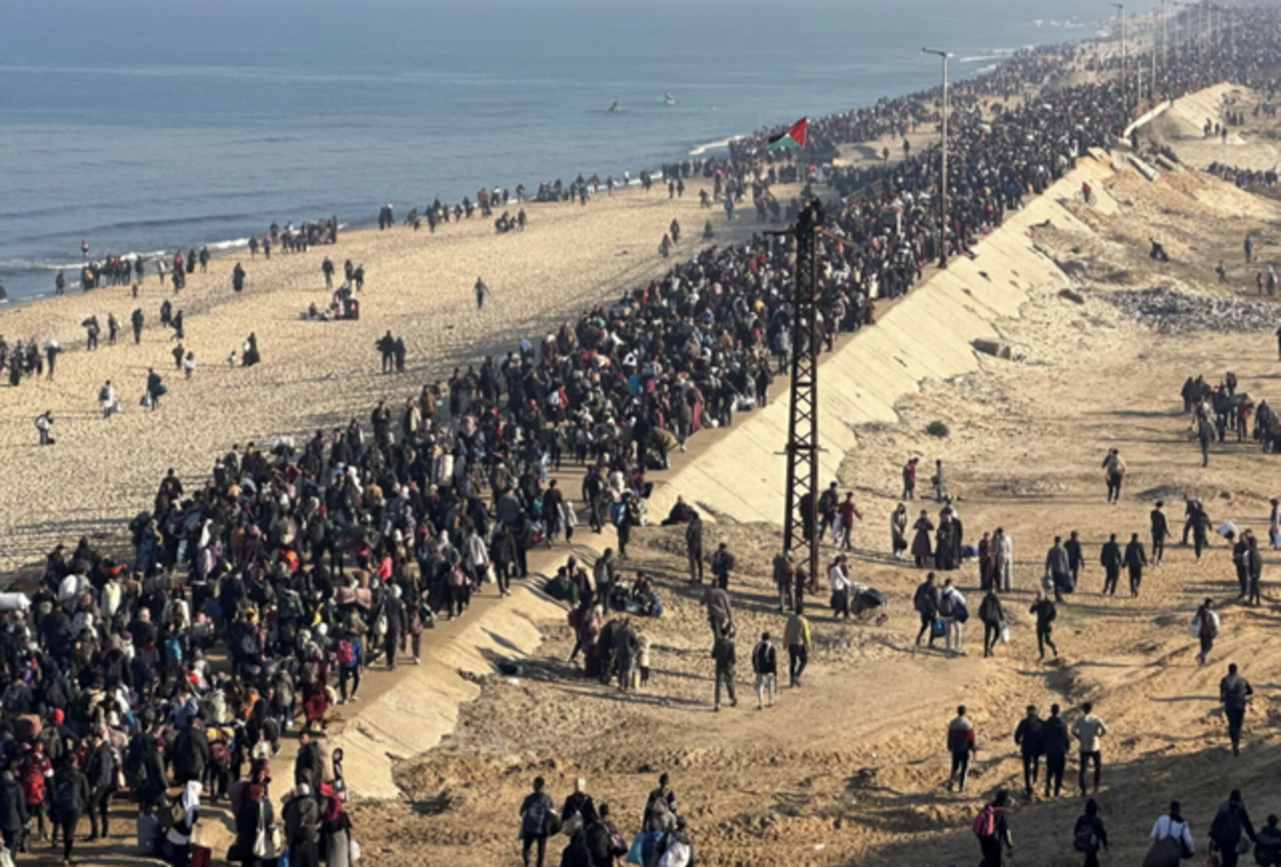 Palestinos retornam ao Norte de Gaza