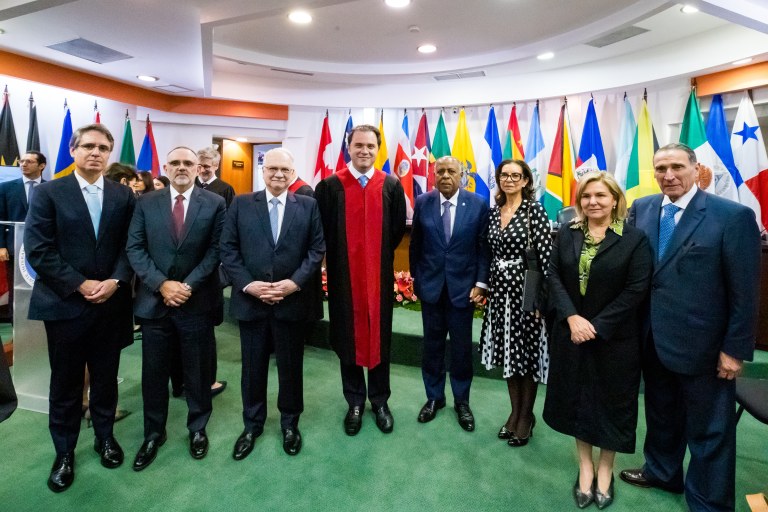Desafios atuais aproximam STF da Corte Interamericana de Direitos Humanos, diz Fachin