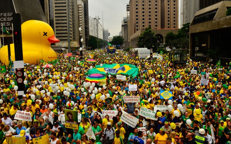 O pobre de direita é o verdadeiro colonizado