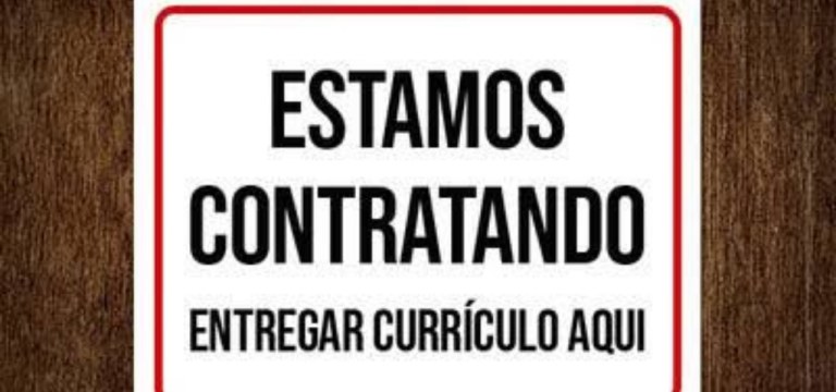 Placa de "estamos contratando"