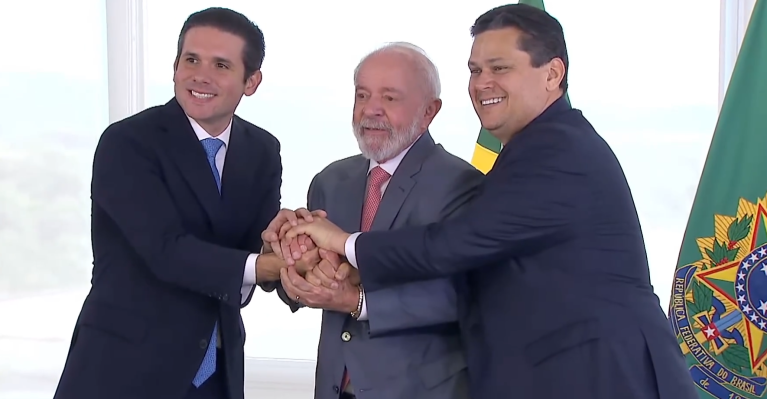 Hugo Motta, presidente Lula e Davi Alcolumbre