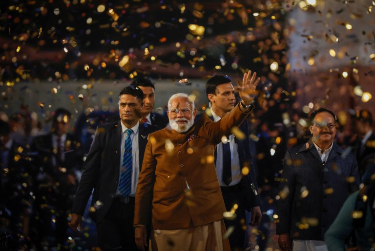 Primeiro-ministro da Índia, Narendra Modi, celebra vitória do partido em eleição de Délhi
08/02/2025