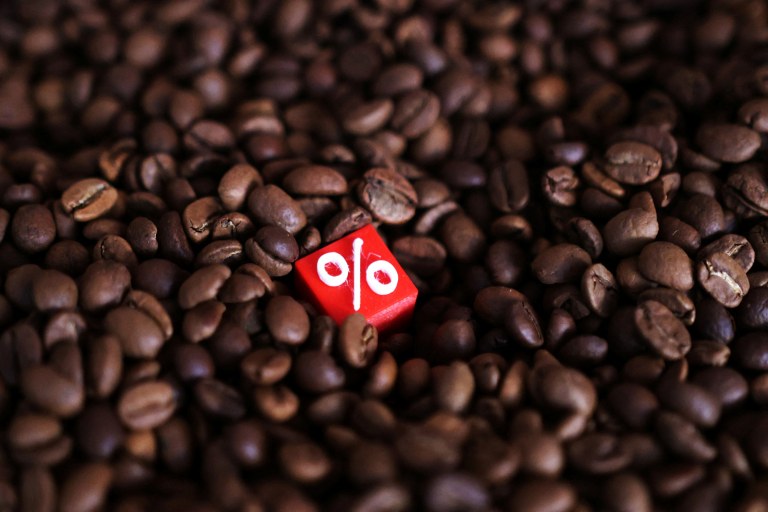 Ilustração com grãos de café