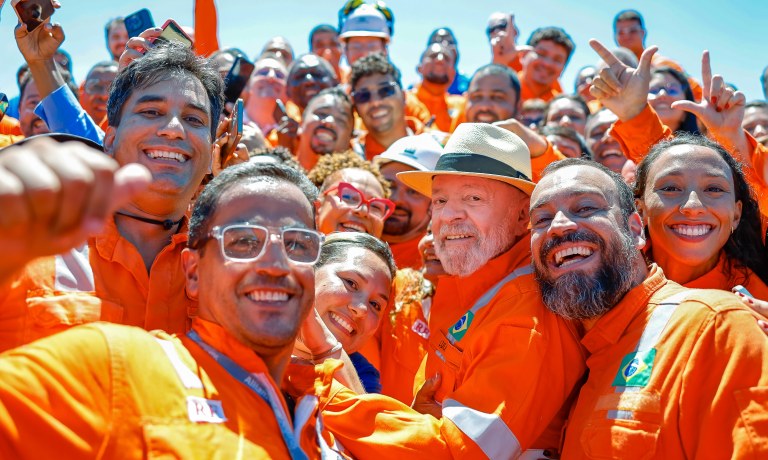 Lula entre petroleiros