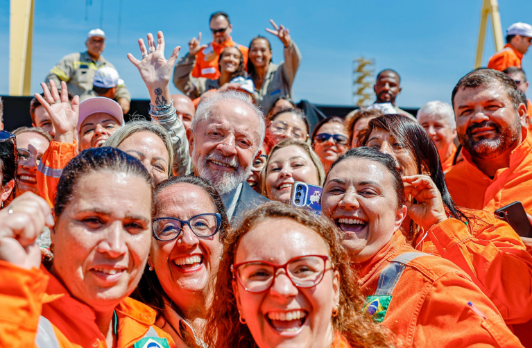 Lula e trabalhadores - Estaleiro Ecovix, Rio Grande (RS) - 24.02.2025