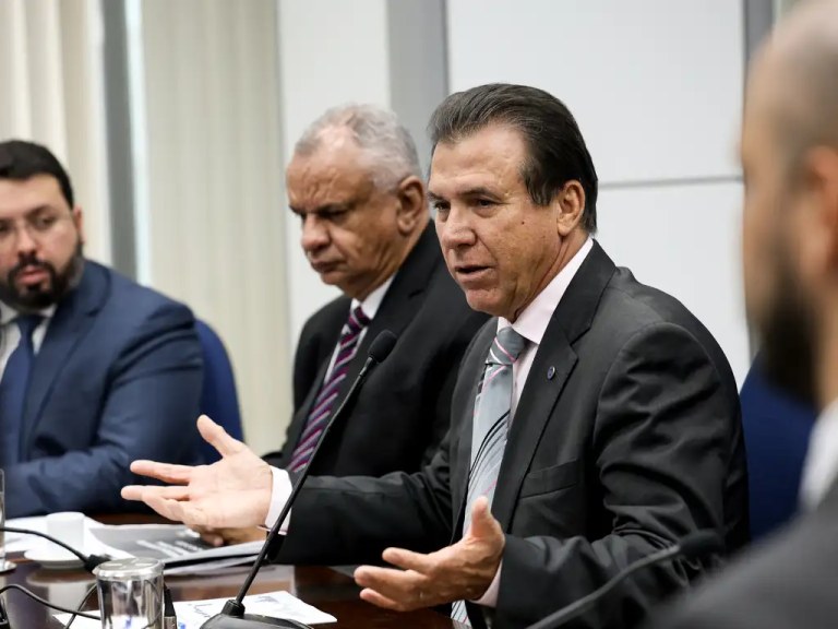O ministro do Trabalho e Emprego, Luiz Marinho
