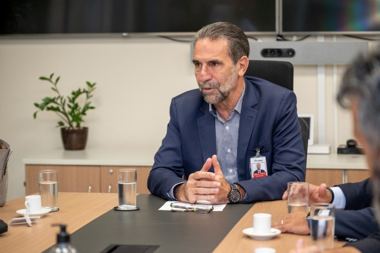 Enio Verri, diretor-geral brasileiro.