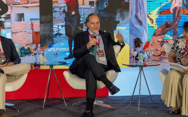 Coordenador do Grupo Prerrogativas, o advogado Marco Aurélio de Carvalho fala no painel "A Implementação da Decisão do Supremo Tribunal Federal pelo Sistema de Justiça", durante o evento "A Política Nacional sobre Drogas: Um Novo Paradigma", realizado pelo Brasil 247, TV 247 e Consultor Jurídico, com apoio do grupo Prerrogativas - Brasília (DF) - 18/02/2025