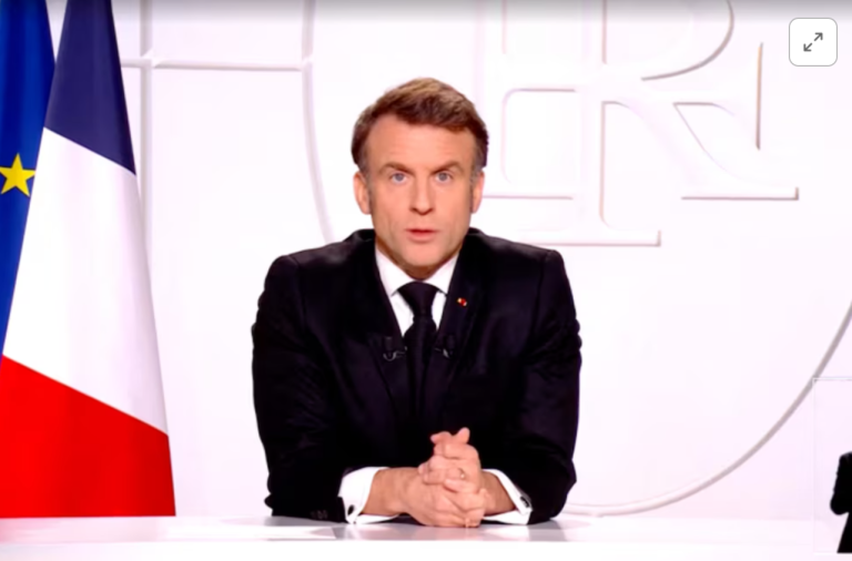 Macron se dirige aos franceses via rede de televisão