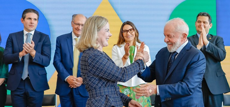 Gleisi Hoffmann e Lula