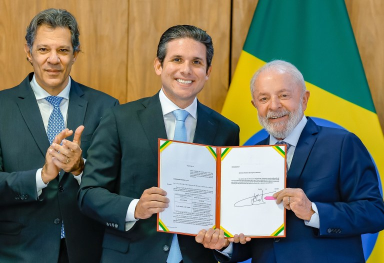 18.03.2025 - Reunião para Anúncio do Envio do Projeto de Lei de Ampliação da Isenção do Imposto de Renda ao Congresso Nacional