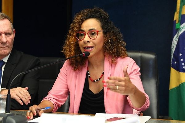 Camila Valadão (Psol)