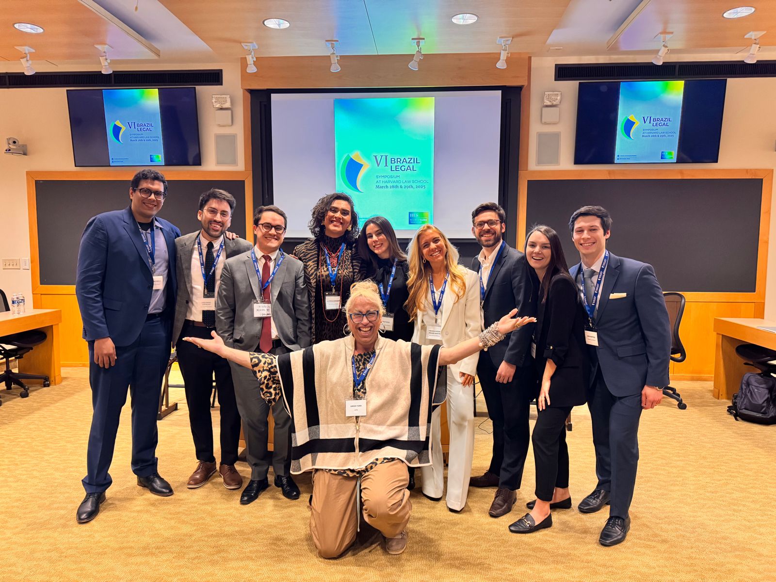 A turma de jovens brasileiros que construíram um dos eventos mais incríveis em matéria de interculturalidade, interseccionalidade política e geracional ocorrido em Harvard / 2025