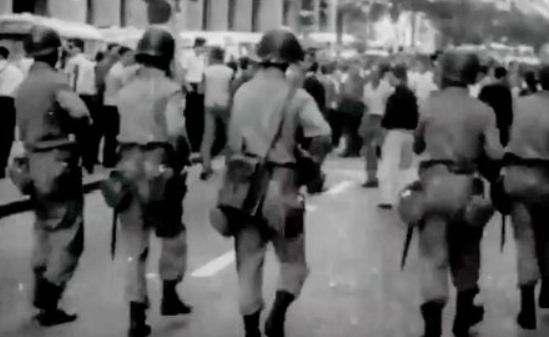 Militares ocupam as ruas após golpe de 1964