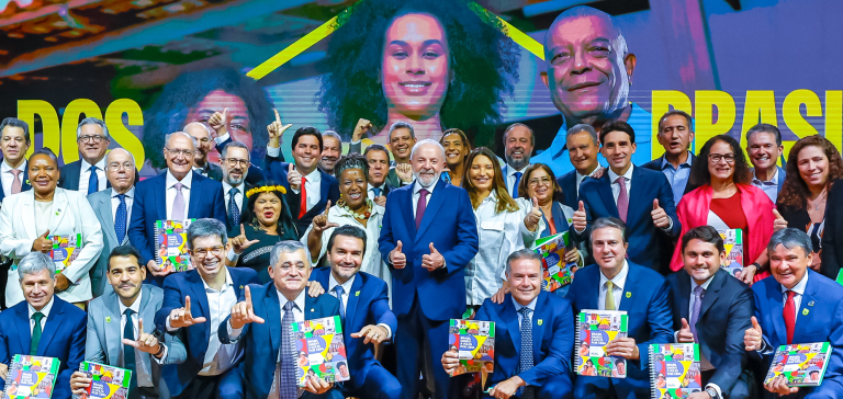 Lula e ministério - 03/04/2025