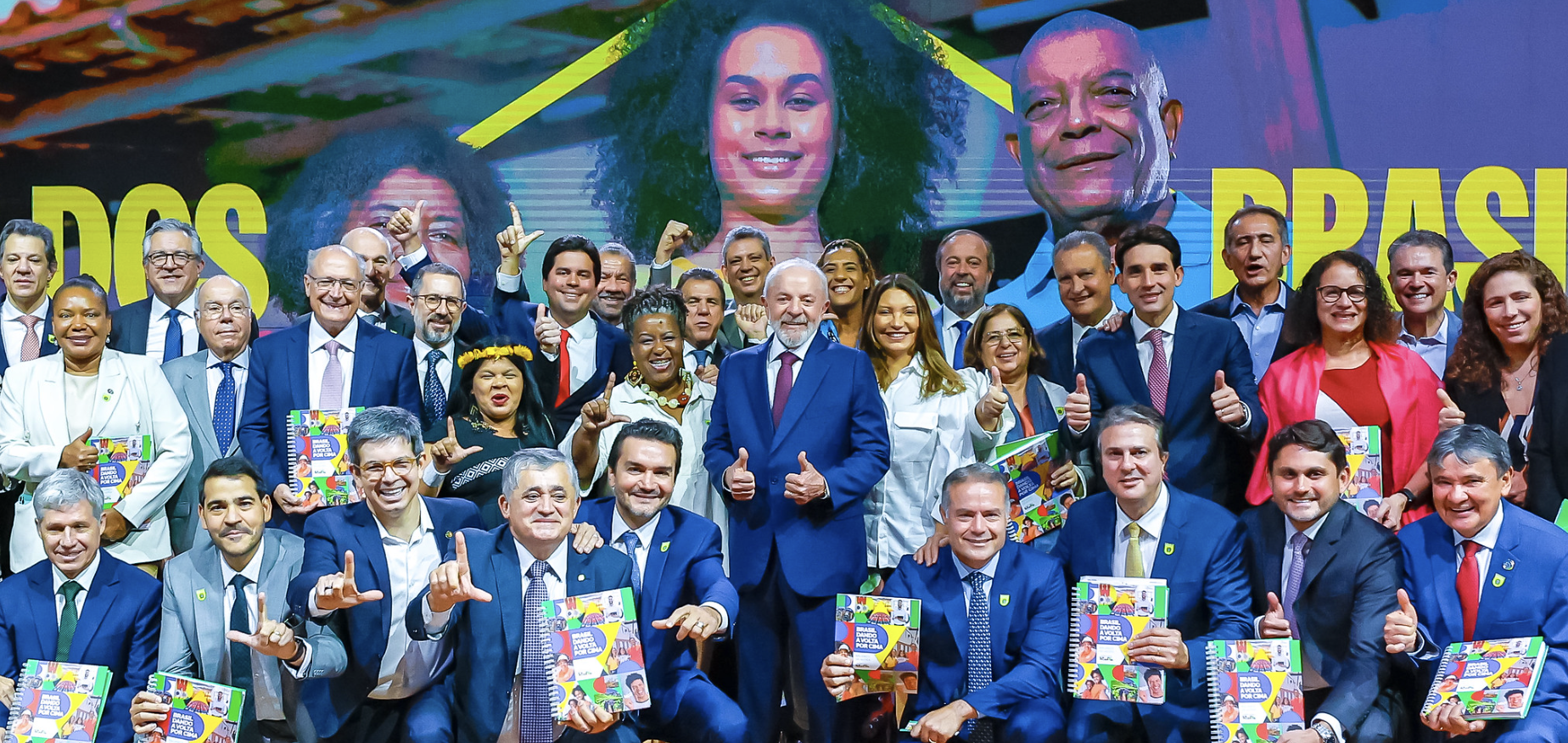 Lula e ministério - 03/04/2025