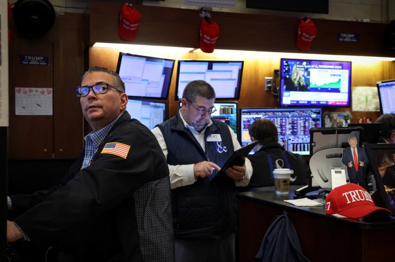 Operadores na bolsa de Nova York - 12/02/2025
