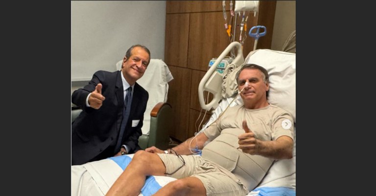 Valdemar Costa Neto (à esq.) e Jair Bolsonaro