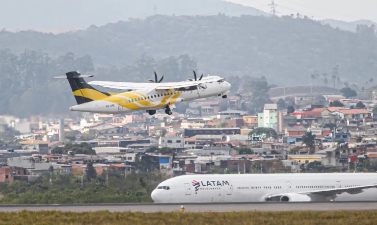 Aviões da Voepass e da Latam