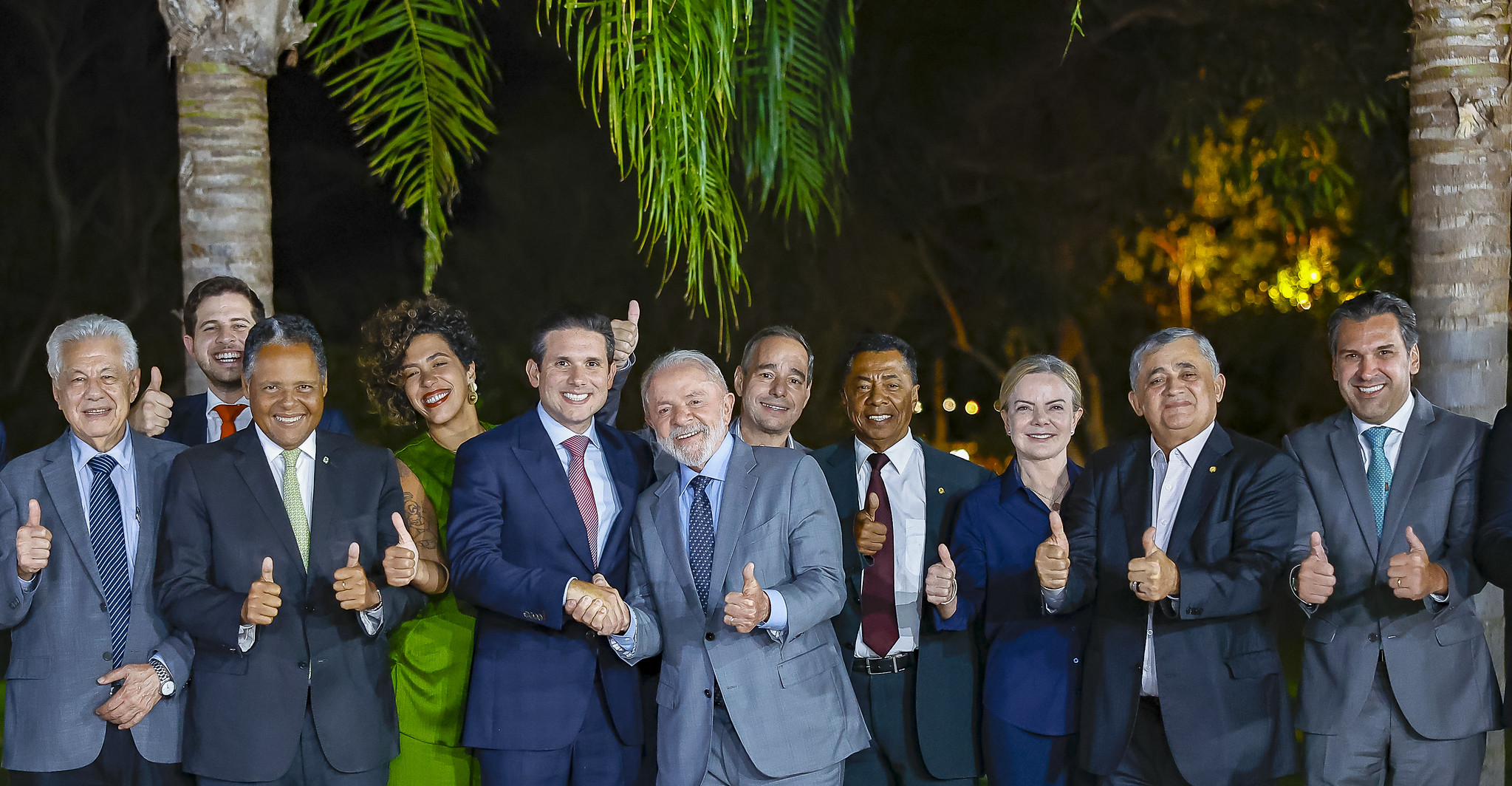 Presidente Luiz Inácio Lula da Silva, durante encontro com líderes de partidos da Câmara dos Deputados. Residência Oficial da Presidência da Câmara dos Deputados - Brasília - DF. 23.04.25