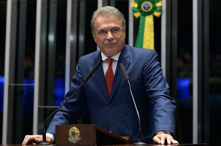 Álvaro Dias