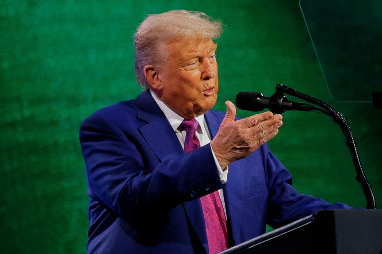 Trump discursa em fórum em Riad - 13/05/2025