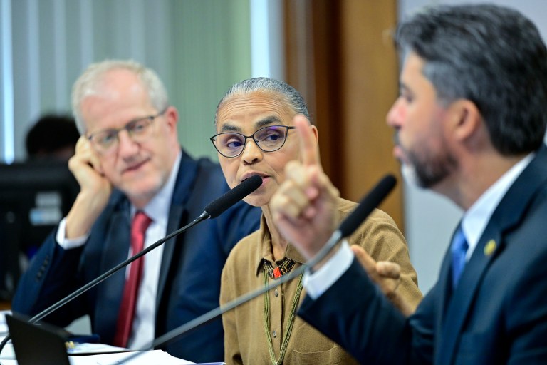 Ministra Marina Silva, senador Marcos Rogério  e o secretário-executivo do Conselho Nacional do Meio Ambiente (Conama), João Paulo Capobianco