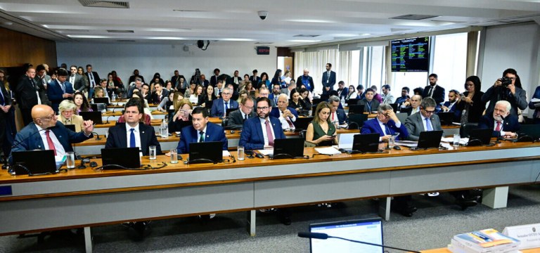 Sessão da Comissão de Constituição, Justiça e Cidadania (CCJ) do Senado