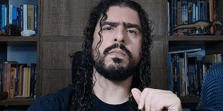 Youtuber e biólogo Pirulla, em vídeo de seu canal no YouTube - 30/05/2025