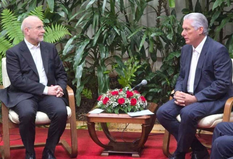 Mohamed Qalibaf, presidente do parlamento do Irã, e Díaz Canel, presidente de Cuba