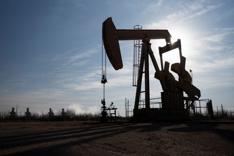 Campo de petróleo da Bacia Permiana, nos arredores de Odessa, Texas, EUA
18/02/2025