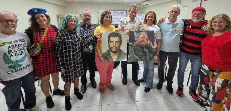 Encontro promovido pela ACJM - Associação Cultural José Marti, seção Bahia e CEBRAPAZ