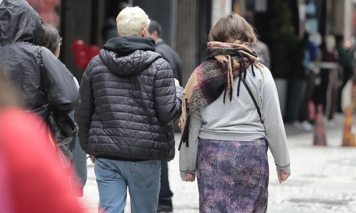 São Paulo registra dia mais frio do ano - 25/06/2025