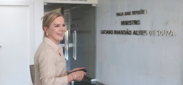 Gleisi Hoffmann