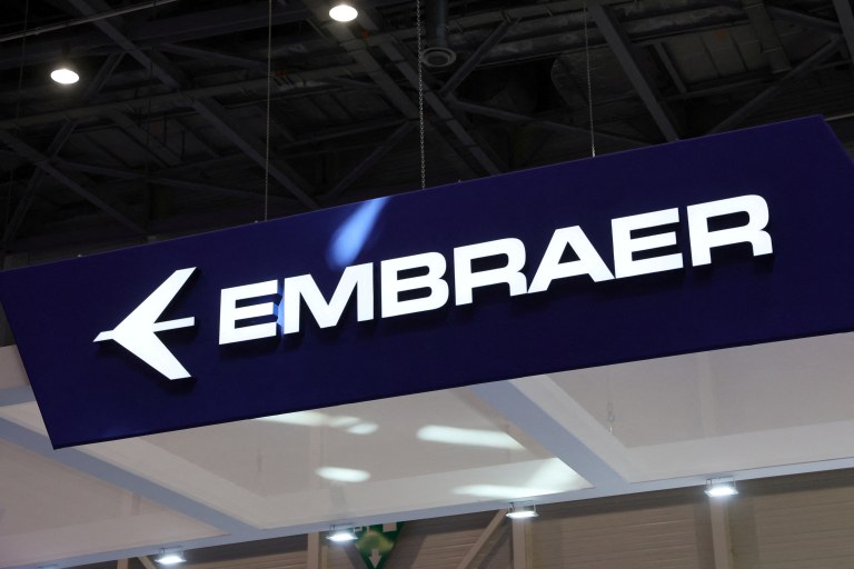 Logo da Embraer em Genebra
23/05/2022