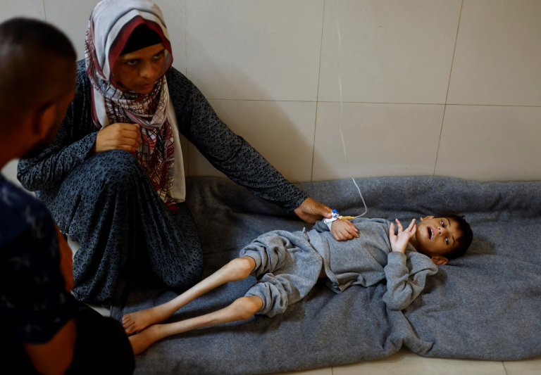 Barbárie promovida por Israel mata crianças palestinas de fome