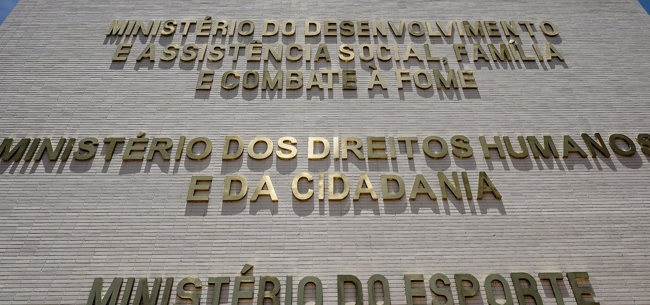 Prédio do Ministério do Desenvolvimento e assistência social, Família e Combate à Fome, Ministério dos Direitos Humanos e da Cidadania e ministério dos Esportes
