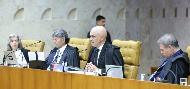 Cármen Lúcia, Luiz Fux, Alexandre de Moraes e André Mendonça