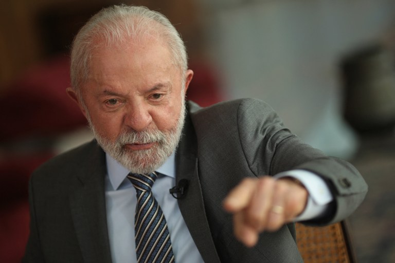 Presidente Luiz Inácio Lula da Silva durante entrevista à Reuters no Palácio da Alvorada, em Brasília - 06/08/2025