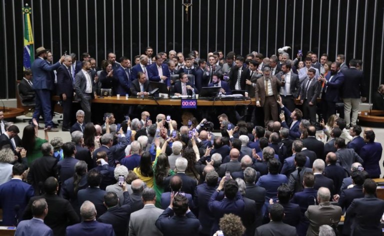 Plenário da Câmara dos Deputados - 6/8/25