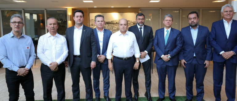 Reunião de governadores na residência de Ibaneis Rocha
