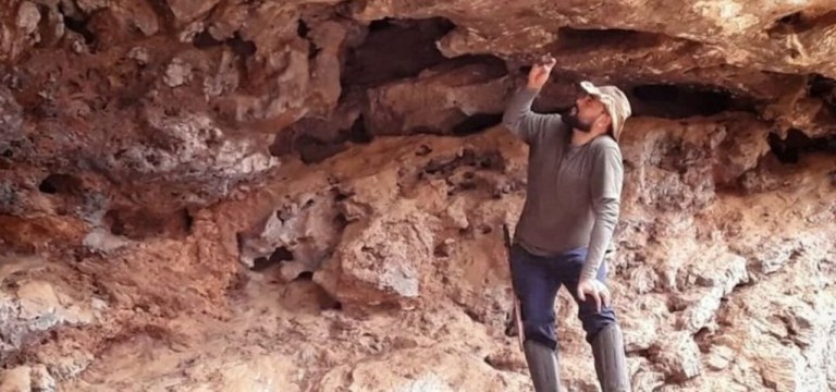 Inspeção de caverna