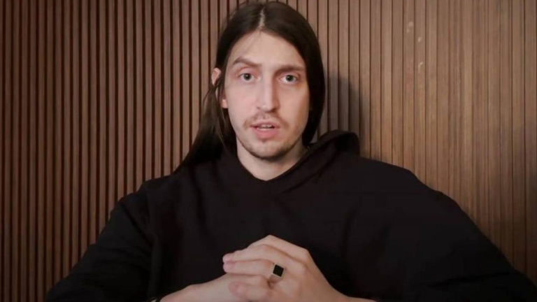 O influenciador Felca em vídeo