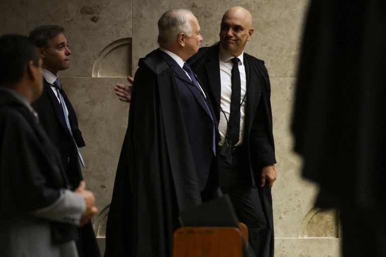 Os ministros do STF Edson Fachin e Alexandre de Moraes  - 01/08/2025