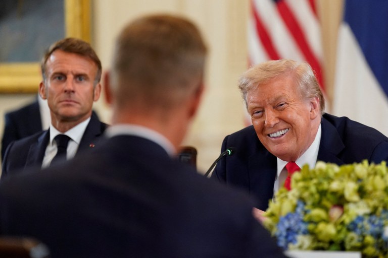 Macron participa de reunião com Trump, Zelensky e outros líderes europeus na Casa Branca - 18/08/2025